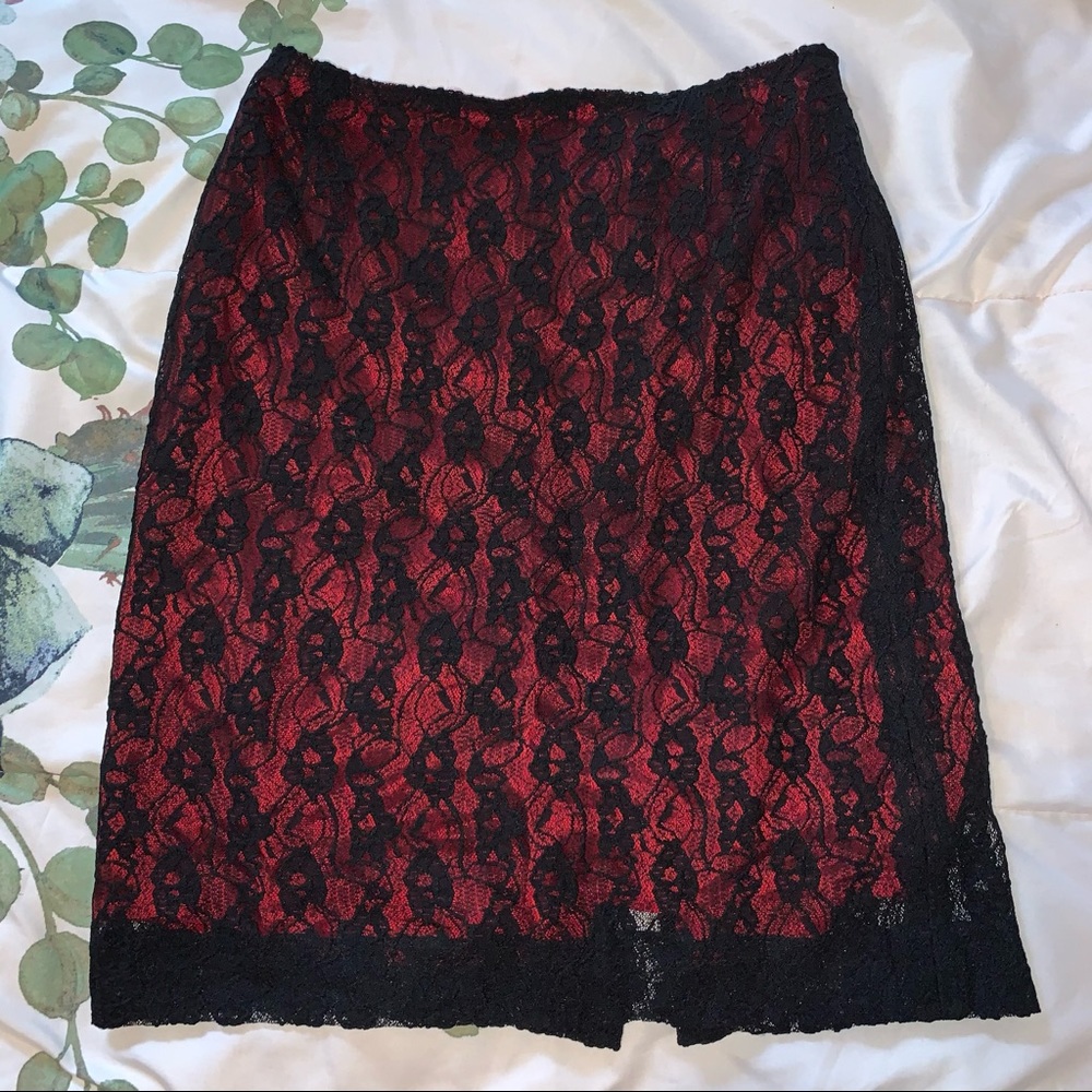 Early 2000’s Petite Sophisticate Lace Skirt